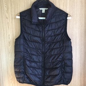 Black Puffy Vest